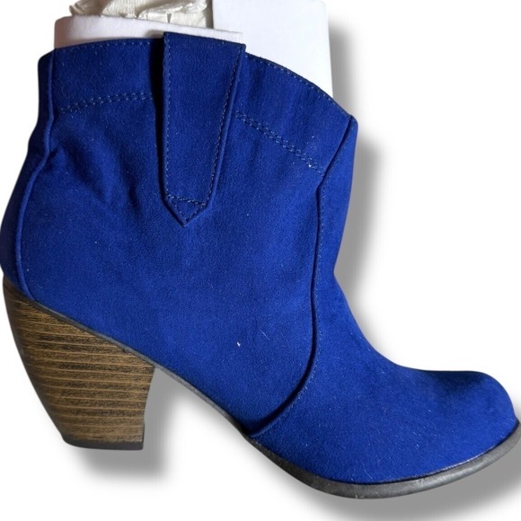 Qupid Shoes - Qupid Western Cowboy Ankle Booties Stacked Heel Blue Faux Suede Size 6.5